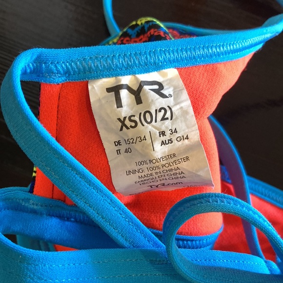TYR Morocco Mojave Colorful Playful Bikini Top Blue Pink XS - Picture 4 of 4